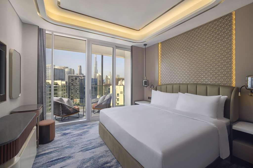 Embassy Suites By Hilton Dubai Business Bay Room photo